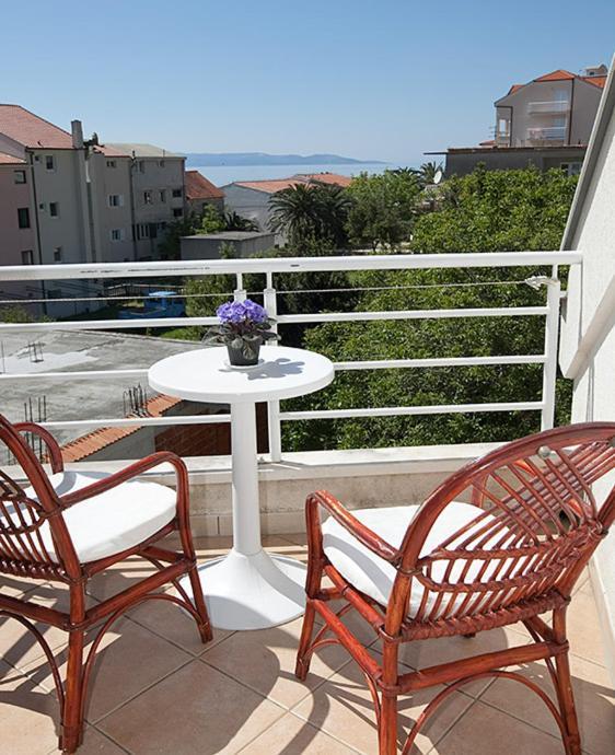 Apartments Milana 2 Tučepi Kamer foto